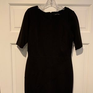 ELLEN TRACY BLACK DRESS - SIZE 8